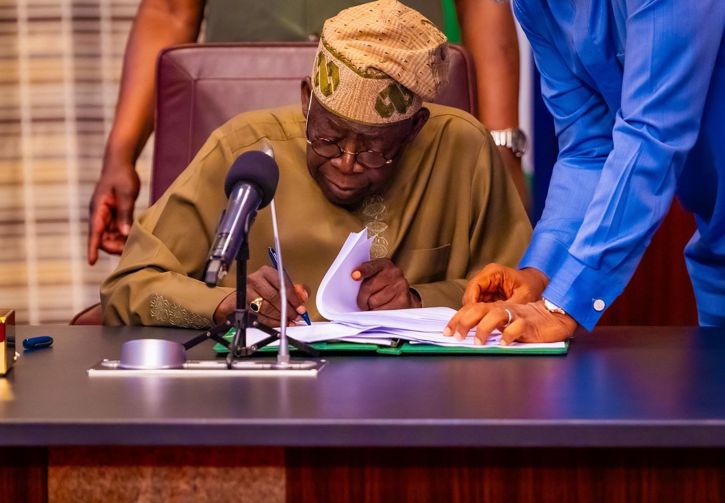 President Bola Tinubu on Friday called on young Nigerians active in the digital media space to harness their platforms as instruments of national progress.
